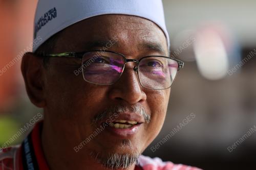 DR JOOHARI ARIFFIN