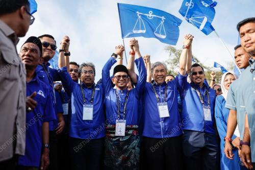 HARI PENAMAAN CALON PRK N.43 NENGGIRI, KELANTAN