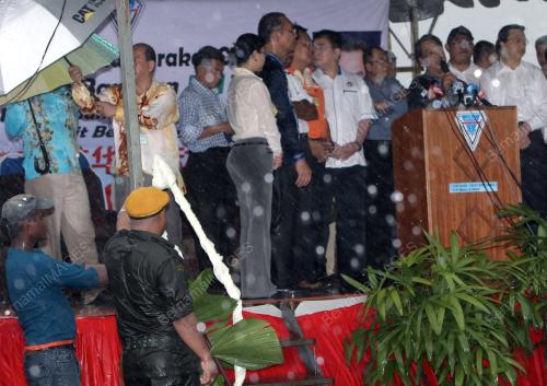 MUHYIDDIN YASSIN