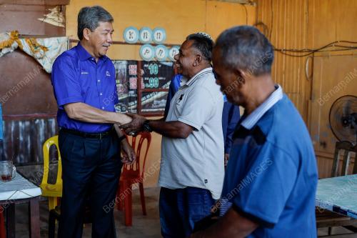 DATUK SERI MOHAMAD HASAN