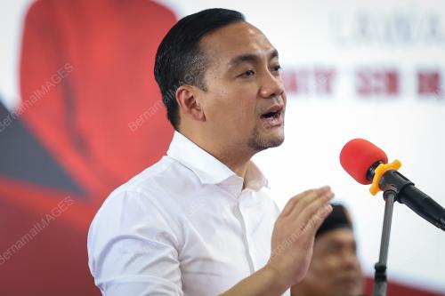 DATUK ONN HAFIZ GHAZI
