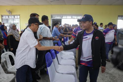 DATUK ONN HAFIZ GHAZI