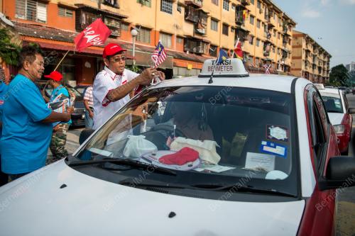 PRK09_30082018_BENDERA