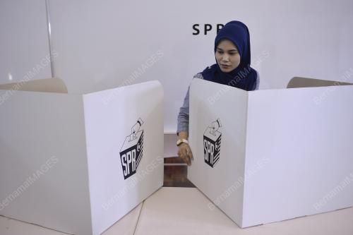 PRK10_03082018_SPR_PUSAT_MENGUNDI