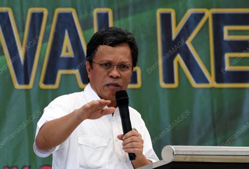 DATUK SERI MOHD SHAFIE APDAL