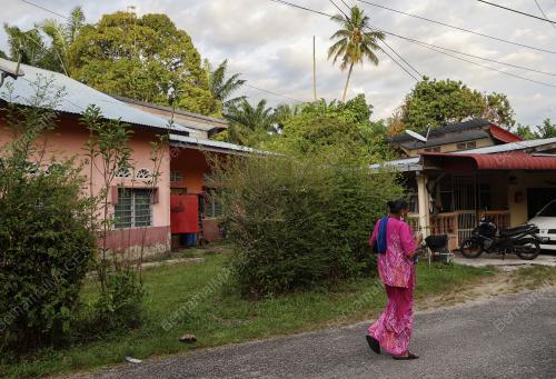 KAMPUNG MAKAU SUAH