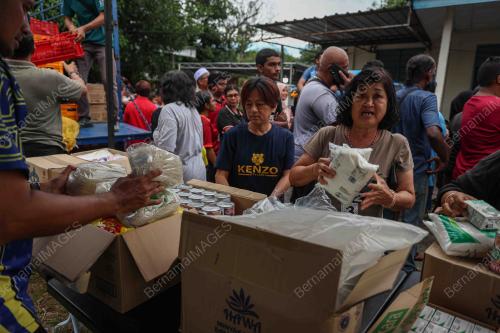 JUALAN MADANI KOPERASI DAN USAHAWAN