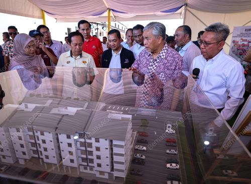 DATUK SERI DR AHMD ZAHID HAMIDI