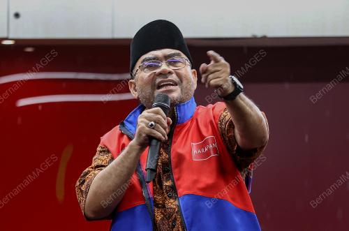 DATUK SERI DR MUJAHID YUSOF