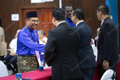 PROSES PENAMAAN CALON