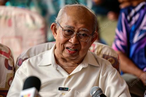 TAN SRI TENGKU RAZALEIGH HAMZAH