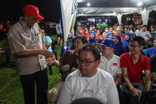 DR JOOHARI ARIFFIN