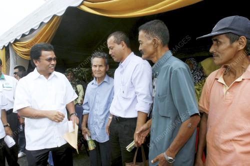 MOHD SHAFIE APDAL