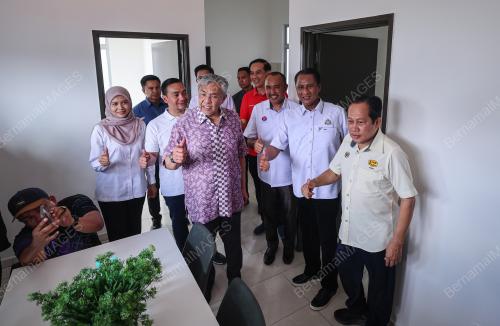 DATUK SERI DR AHMD ZAHID HAMIDI