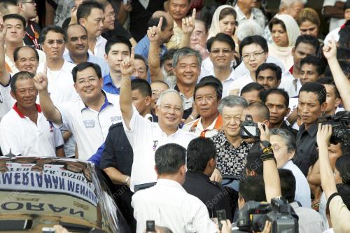 NAJIB TUN ABDUL RAZAK