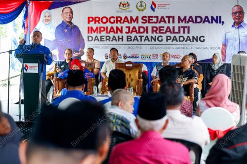DATUK SERI SAARANI MOHAMAD