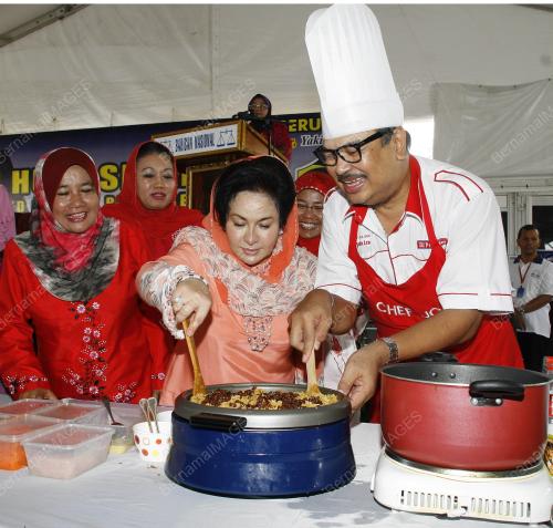 ROSMAH MANSOR