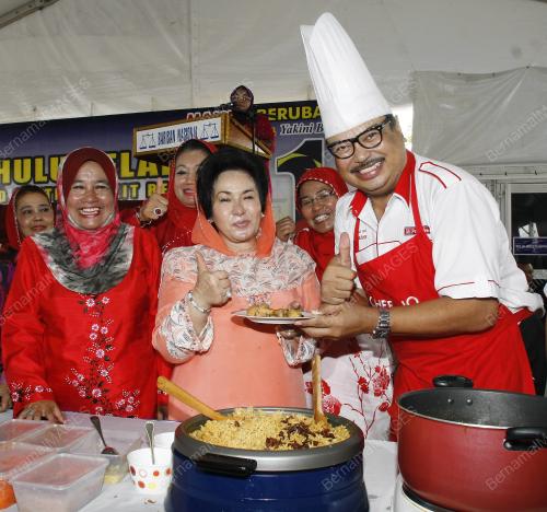 ROSMAH MANSOR