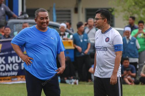 PERLAWANAN PERSAHABATAN AKMAL VS SANUSI