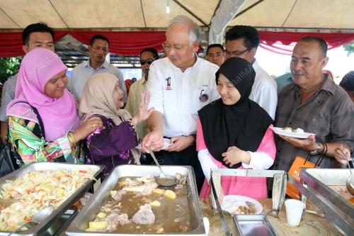MOHD NAJIB TUN ABDUL RAZAK