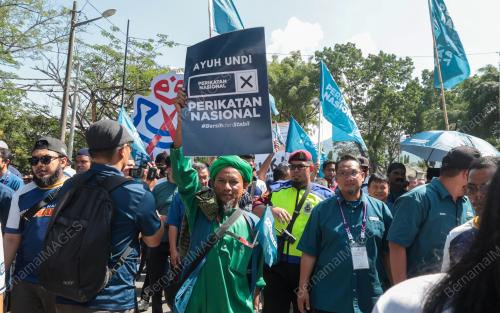 HARI PENAMAAN CALON PRK KKB