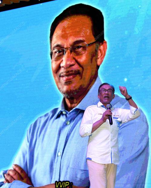 PRK19_07102018_ANWAR_MAKAN