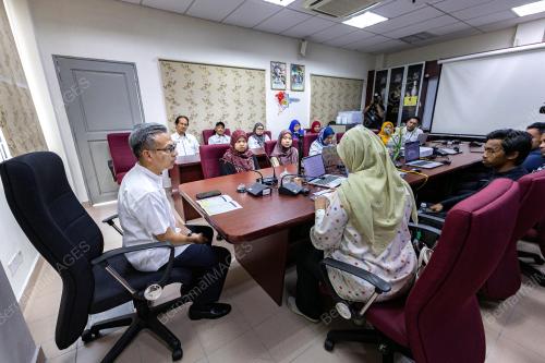 DATUK FAHMI FADZIL