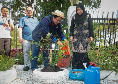 DATUK SERI AZALINA OTHMAN SAID