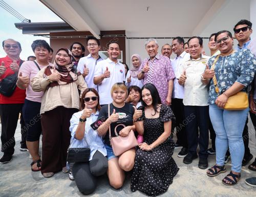 DATUK SERI DR AHMD ZAHID HAMIDI