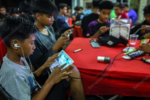 E-SPORT ANAK MUDA SUNGAI BAKAP