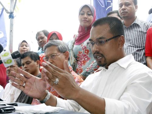 MUSTAPA MOHAMED