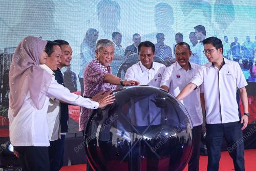 DATUK SERI DR AHMD ZAHID HAMIDI