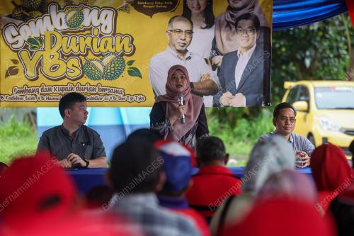 FADHLINA SIDEK