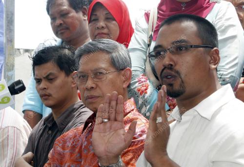 MUSTAPA MOHAMED