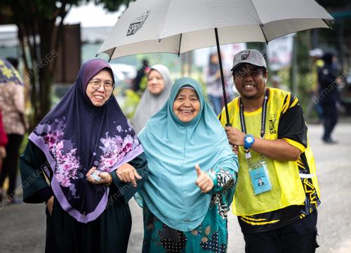 PRK AYER KUNING
