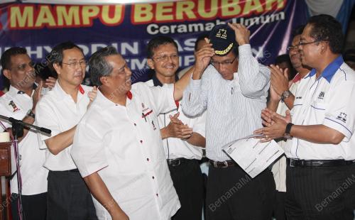 MUHYIDDIN YASSIN