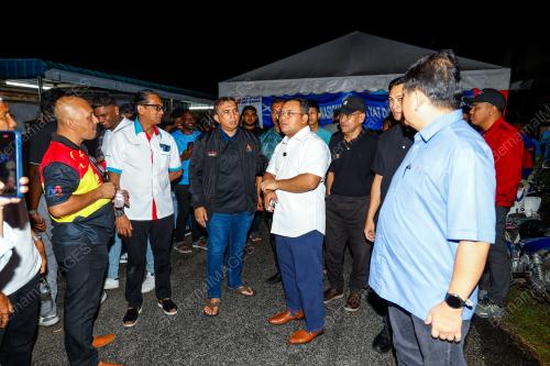 DATUK SERI AMIRUDIN SHARI