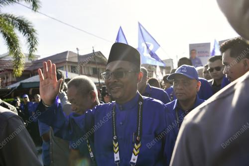 PENAMAAN CALON DUN AYER KUNING