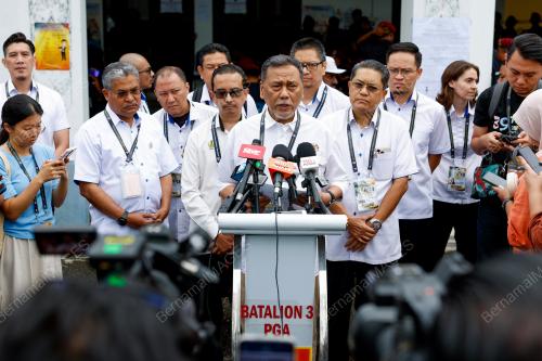 DATUK SERI RAMLAN HARUN