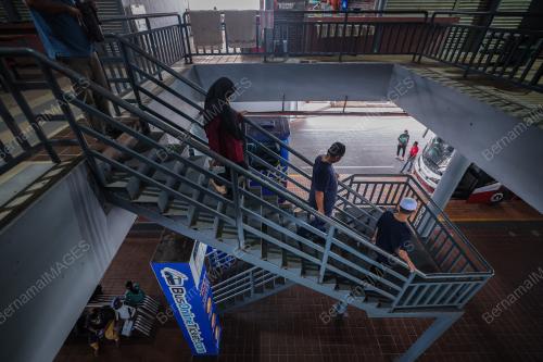 TINJAUAN TERMINAL BAS KLUANG