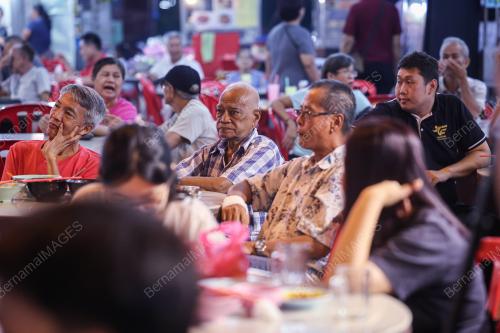 CERAMAH BERKELOMPOK PERPADUAN