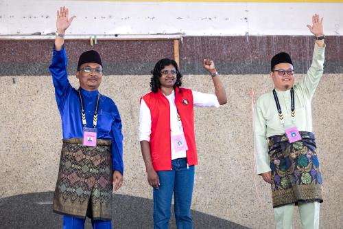 PROSES PENAMAAN CALON