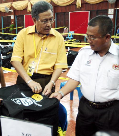 ABDUL AZIZ MOHD YUSOF
