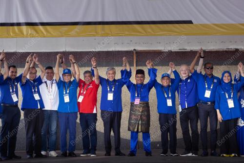 PROSES PENAMAAN CALON