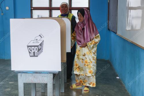 SELASIAH RAZAK