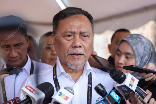 DATUK SERI RAMLAN HARUN