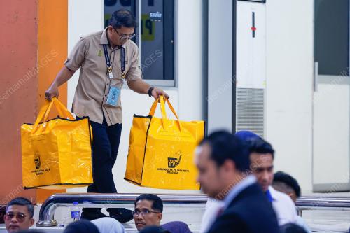 PUSAT PENJUMLAHAN RASMI UNDI