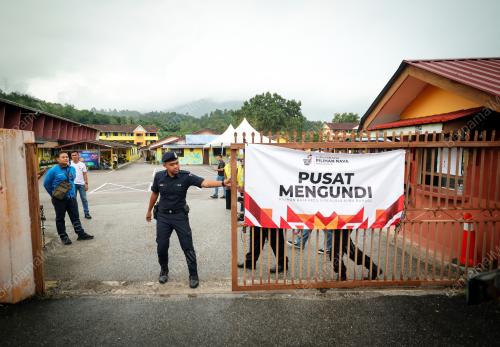 HARI PENGUNDIAN PRK KKB