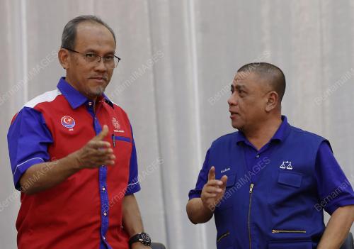 DATUK SERI SAARANI MOHAMAD