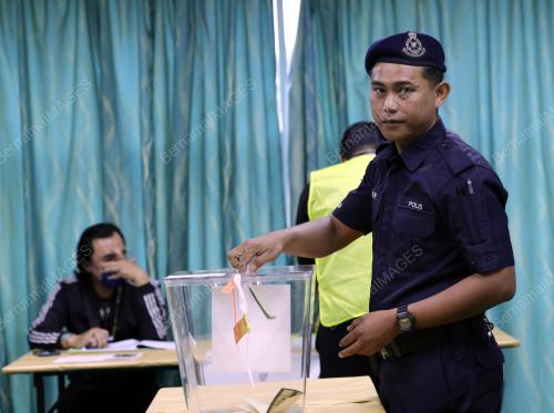 MENGUNDI AWAL PRK PULAI